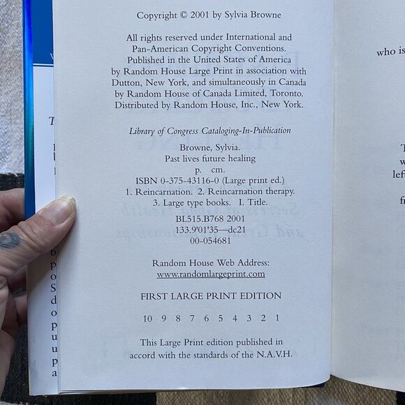 Sylvia Browne Hardback Large Print Edition Of Past Lives, Future Healing. 2001. - Picture 5 of 8